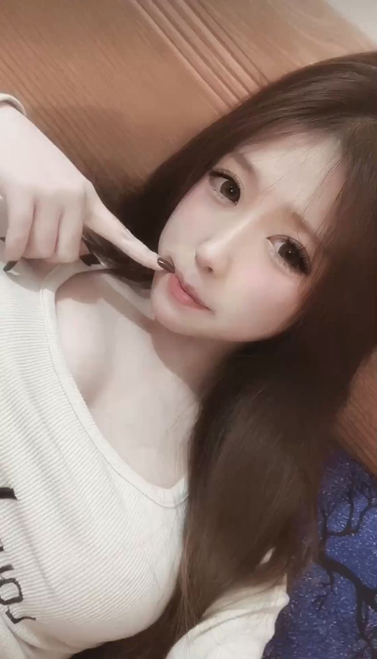 Singapore escort - Chip